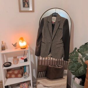 Heritage Classic Blazer with Black and Brown Details